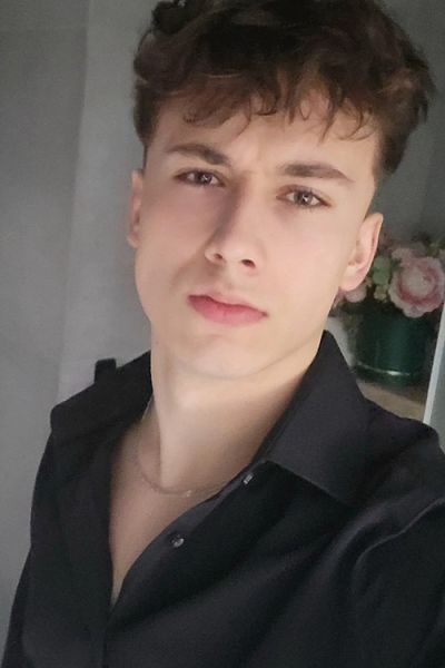 Plik:Adam Zieliński.jpg