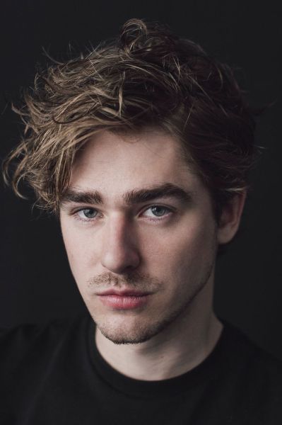 Plik:Oskar Rybaczek.jpg