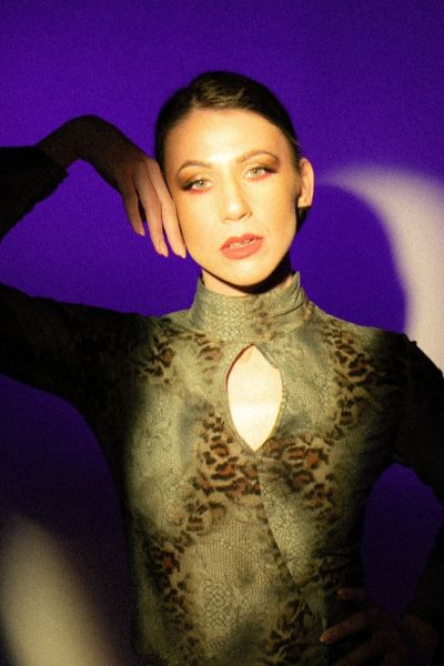 Plik:Julia Olędzka-Zienkowska.jpg