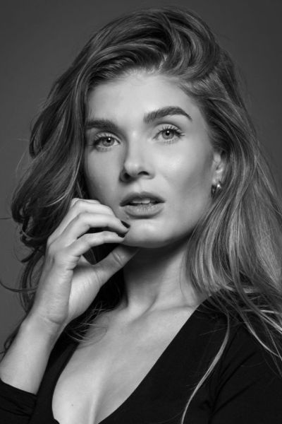 Plik:Angelika Izabela Kurowska.jpg