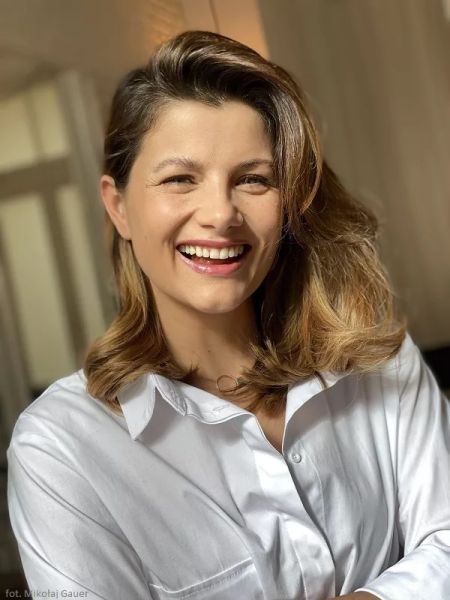 Plik:Agnieszka Sienkiewicz.jpg