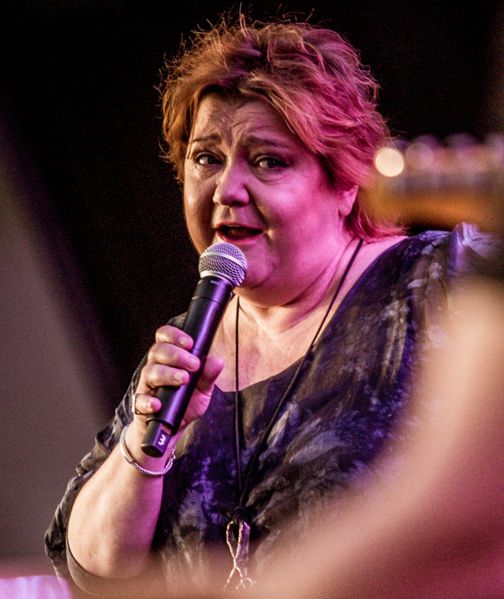 Plik:Lora Szafran.jpg