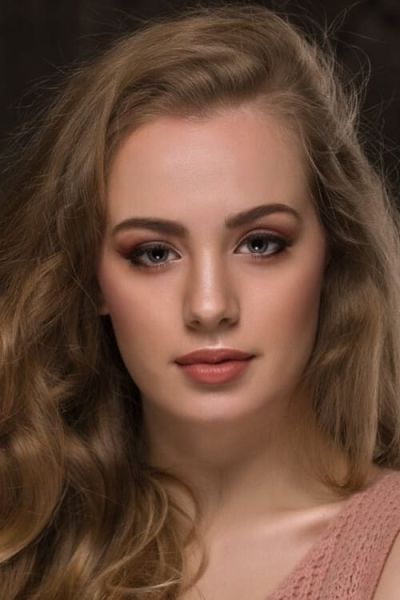 Plik:Wiktoria Gąsiewska.jpg