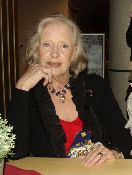 Plik:Beata Tyszkiewicz.JPG