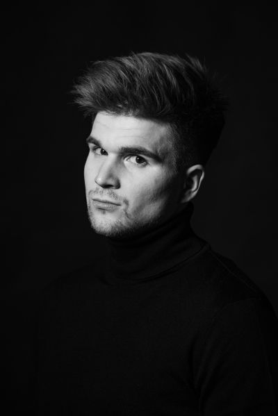 Plik:Dawid Kobiela.jpg