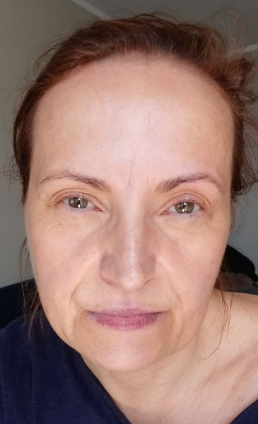 Plik:Agnieszka Brzeskot.jpg