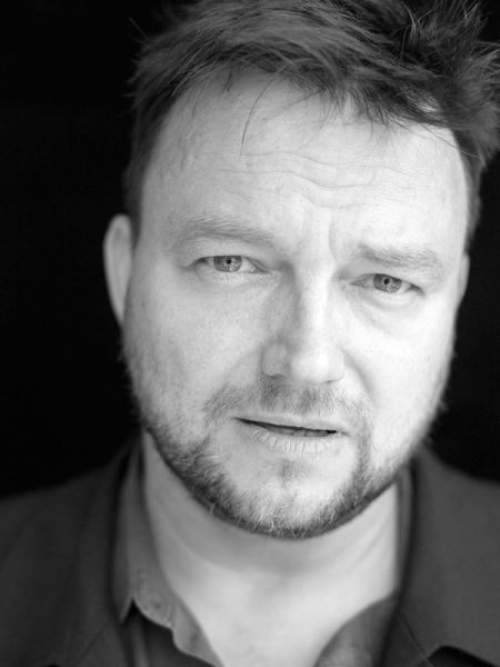 Plik:Rafał Ostrowski.jpg