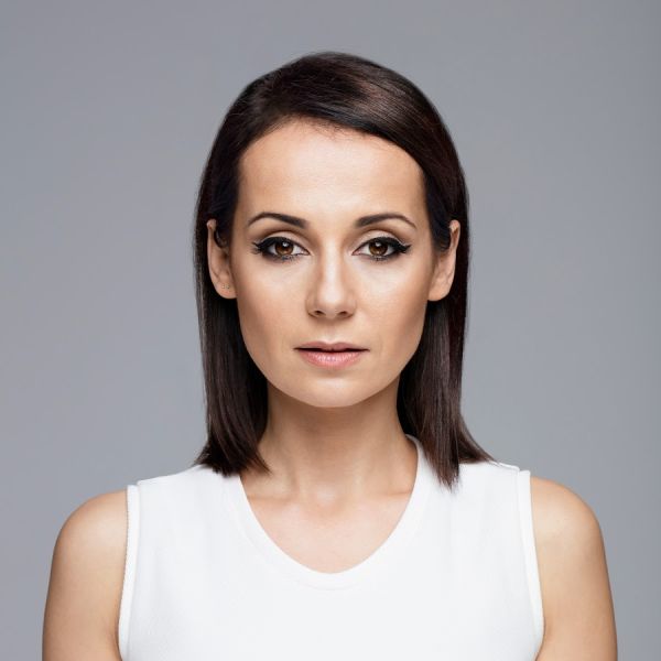 Plik:Aneta Figiel.jpg