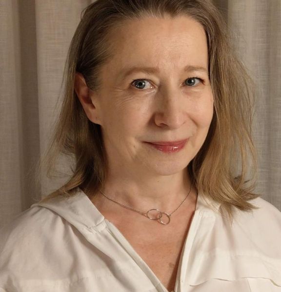Plik:Justyna Zbiróg.jpg