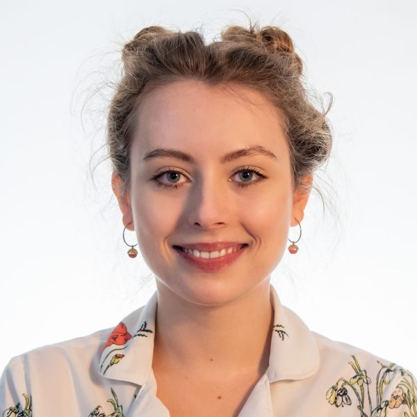 Plik:Julia Ostaszewska.jpg