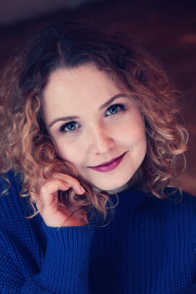 Plik:Karolina Gwóźdź.jpg