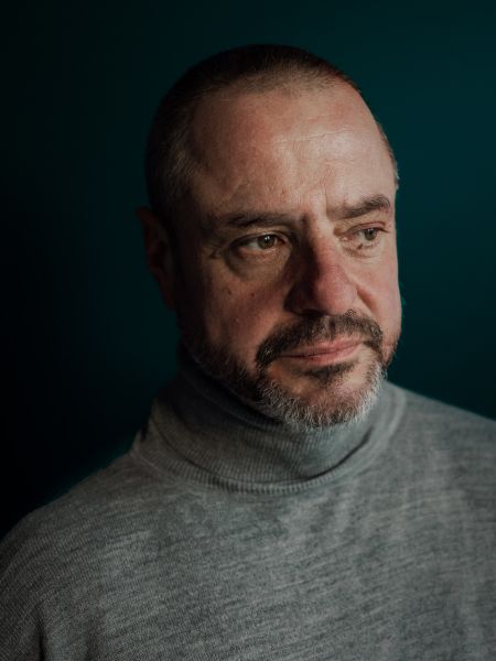 Plik:Bartosz Dziedzic.jpg