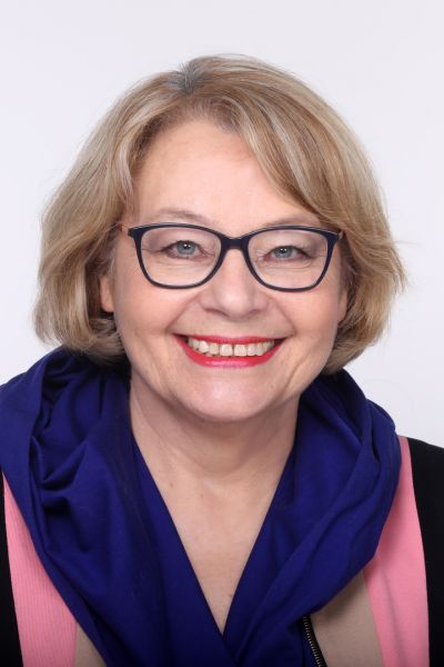 Plik:Elżbieta Czerwińska.jpg