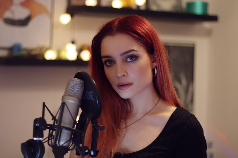 Plik:Carolin Mrugała.jpg