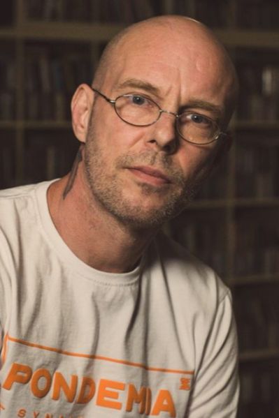 Plik:Rafał Poniedzielski.jpg