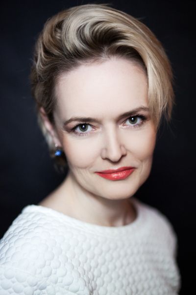 Plik:Katarzyna Łukaszyńska.jpg