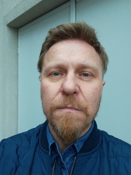 Plik:Grzegorz Wojdon.jpeg