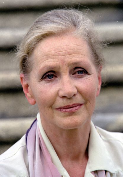 Plik:Anna Milewska.jpg