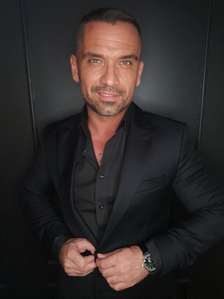 Plik:Aleks Mackiewicz.jpg